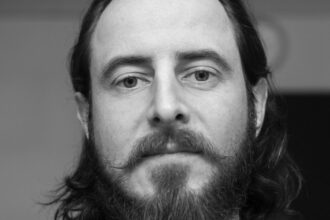 Zdjęcie przedstawiające Abradab. InterpretacjePiosenek.pl - Największa baza interpretacji piosenek w Polsce.