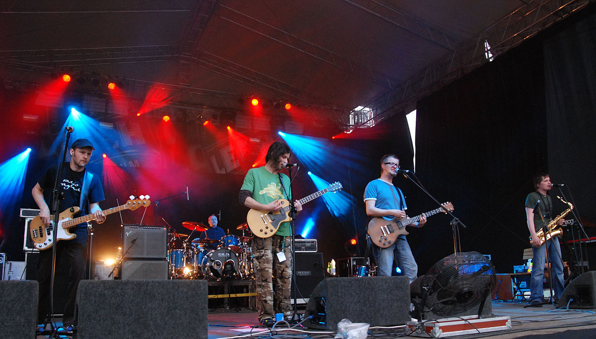 Zdjęcie przedstawiające Akurat. InterpretacjePiosenek.pl - Największa baza interpretacji piosenek w Polsce.