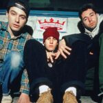 Zdjęcie przedstawiające Beastie Boys. InterpretacjePiosenek.pl - Największa baza interpretacji piosenek w Polsce.