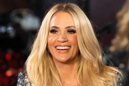 Zdjęcie przedstawiające Carrie Underwood. InterpretacjePiosenek.pl - Największa baza interpretacji piosenek w Polsce.