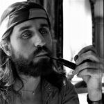 Zdjęcie przedstawiające Czesław Niemen. InterpretacjePiosenek.pl - Największa baza interpretacji piosenek w Polsce.