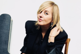 Zdjęcie przedstawiające Edyta Bartosiewicz. InterpretacjePiosenek.pl - Największa baza interpretacji piosenek w Polsce.