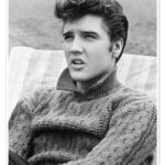 Zdjęcie przedstawiające Elvis Presley. InterpretacjePiosenek.pl - Największa baza interpretacji piosenek w Polsce.