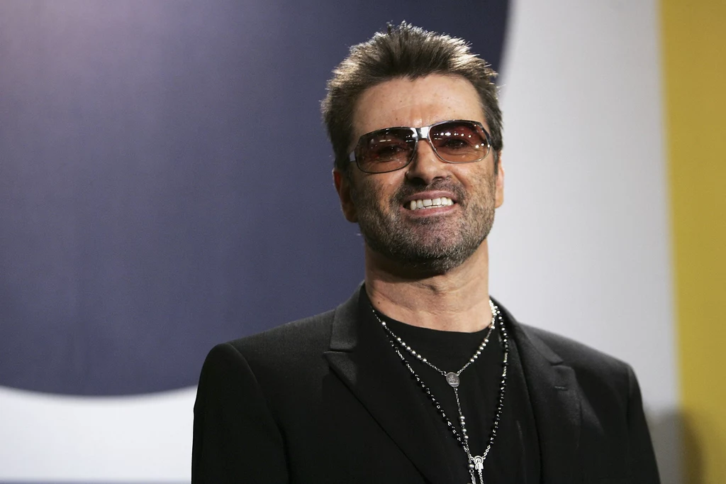 Zdjęcie przedstawiające George Michael. InterpretacjePiosenek.pl - Największa baza interpretacji piosenek w Polsce.