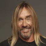 Zdjęcie przedstawiające Iggy Pop. InterpretacjePiosenek.pl - Największa baza interpretacji piosenek w Polsce.