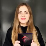 Zdjęcie przedstawiające Julia Marcell. InterpretacjePiosenek.pl - Największa baza interpretacji piosenek w Polsce.