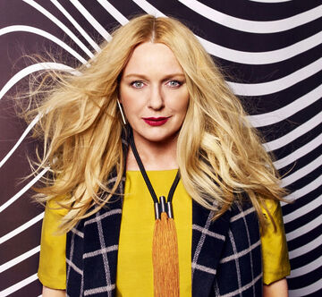 Zdjęcie przedstawiające Kasia Nosowska. InterpretacjePiosenek.pl - Największa baza interpretacji piosenek w Polsce.