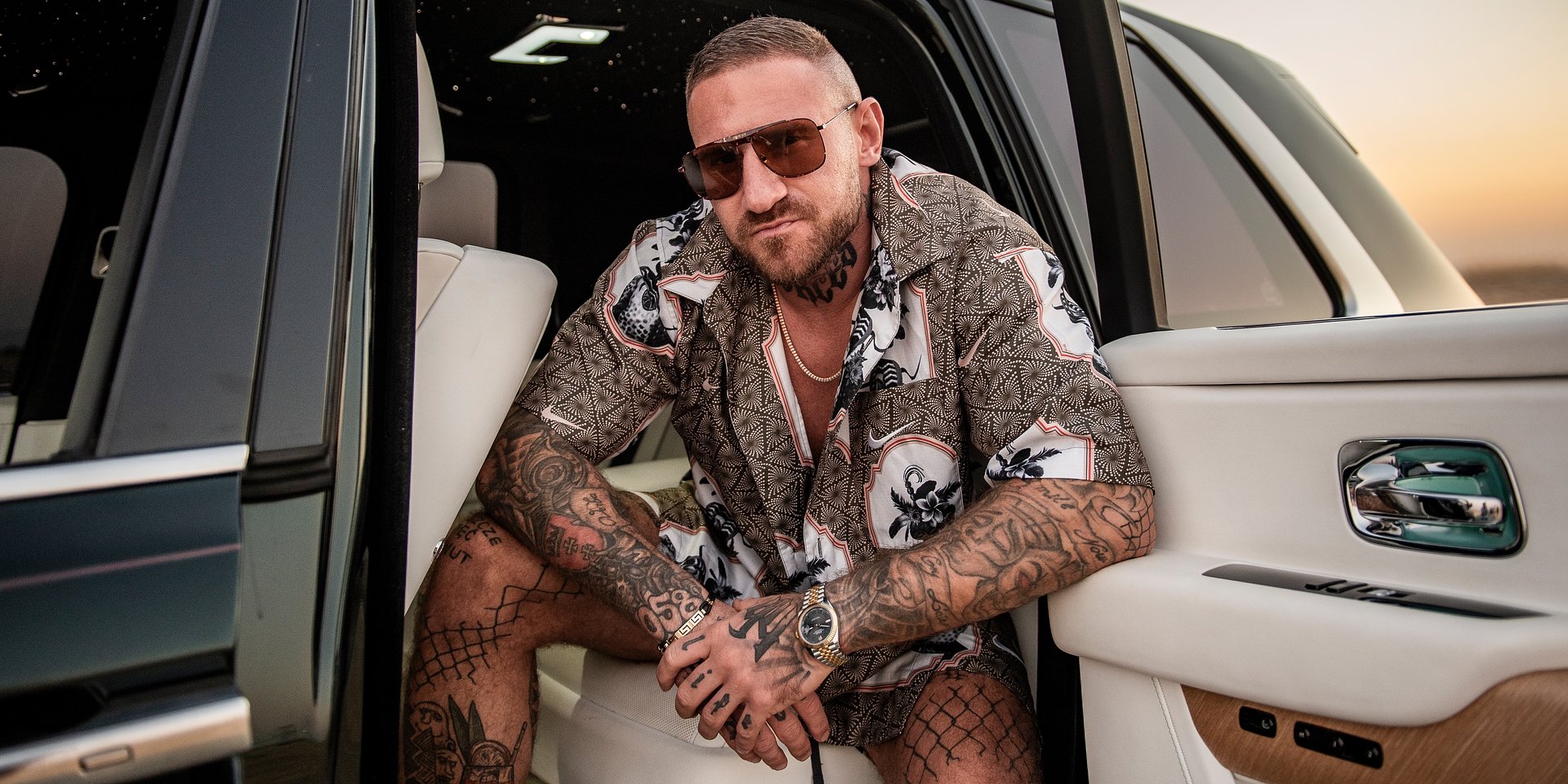 Zdjęcie przedstawiające Kizo. InterpretacjePiosenek.pl - Największa baza interpretacji piosenek w Polsce.