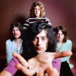 Zdjęcie przedstawiające Led Zeppelin. InterpretacjePiosenek.pl - Największa baza interpretacji piosenek w Polsce.