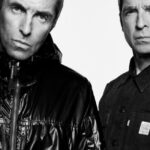 Zdjęcie przedstawiające Oasis. InterpretacjePiosenek.pl - Największa baza interpretacji piosenek w Polsce.