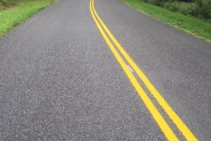 Zdjęcie przedstawiające Pavement. InterpretacjePiosenek.pl - Największa baza interpretacji piosenek w Polsce.