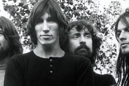 Zdjęcie przedstawiające Pink Floyd. InterpretacjePiosenek.pl - Największa baza interpretacji piosenek w Polsce.