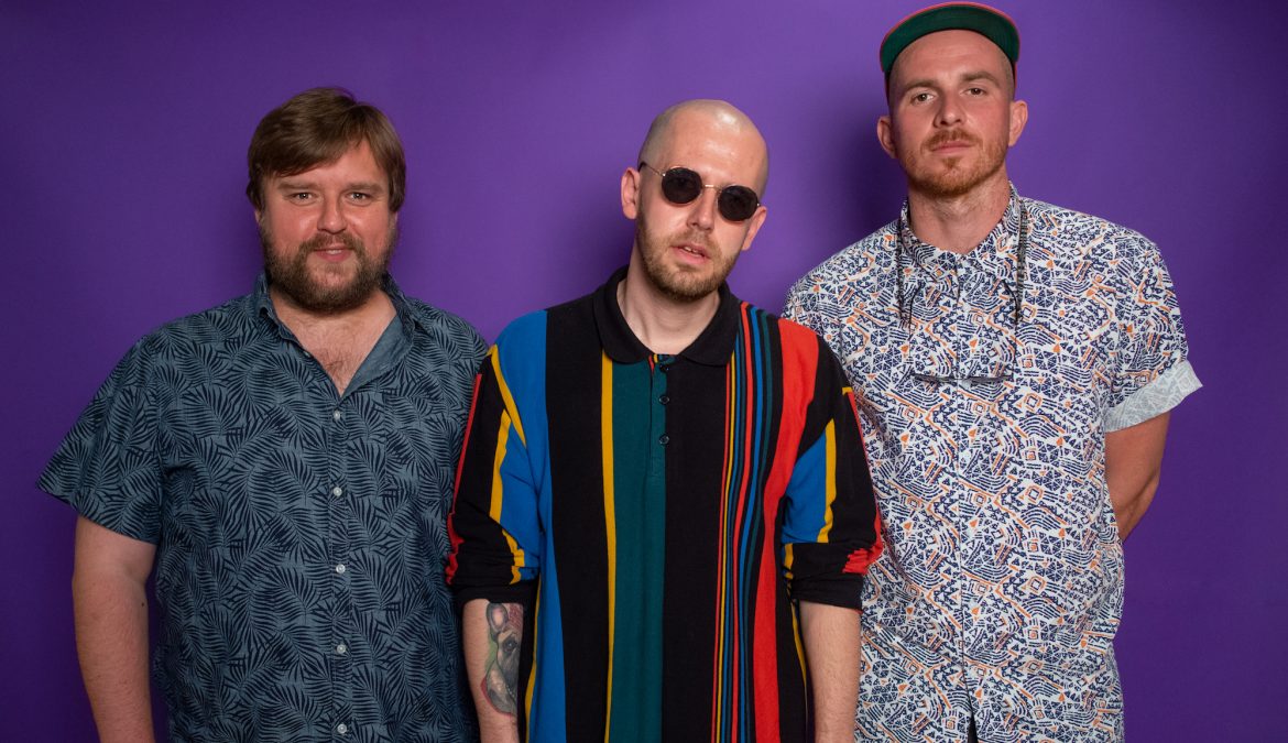 Zdjęcie przedstawiające Rasmentalism. InterpretacjePiosenek.pl - Największa baza interpretacji piosenek w Polsce.