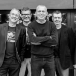 Zdjęcie przedstawiające Raz Dwa Trzy. InterpretacjePiosenek.pl - Największa baza interpretacji piosenek w Polsce.