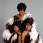 Zdjęcie przedstawiające The Supremes. InterpretacjePiosenek.pl - Największa baza interpretacji piosenek w Polsce.